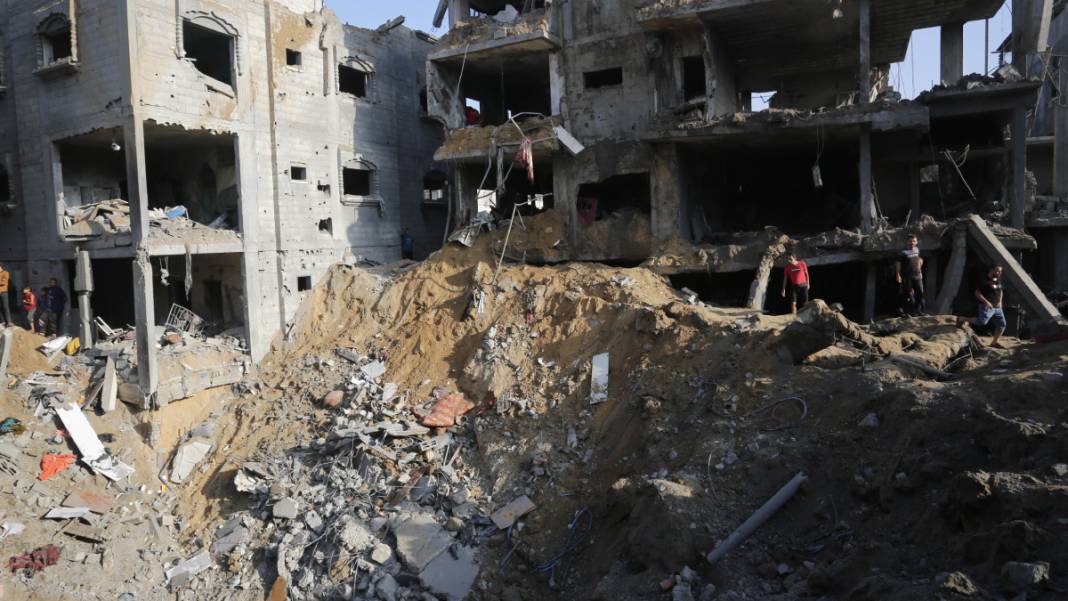 Gazze'deki katliamın 28. gününden acı kareler... Taş üstünde taş kalmadı 4